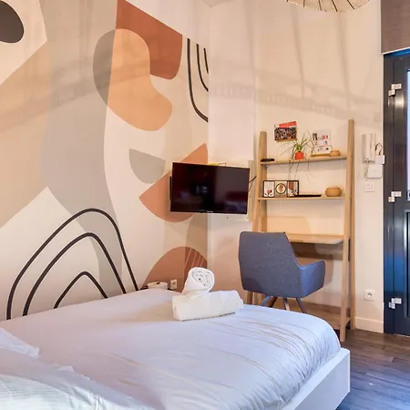 Apartment Deborah Calme Lit Et Place De Parking Rouen